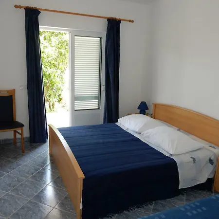 Apartment Indira Ii *