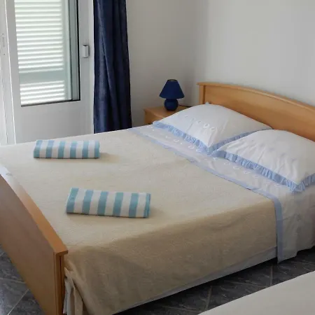 شقة Indira Ii Lovište