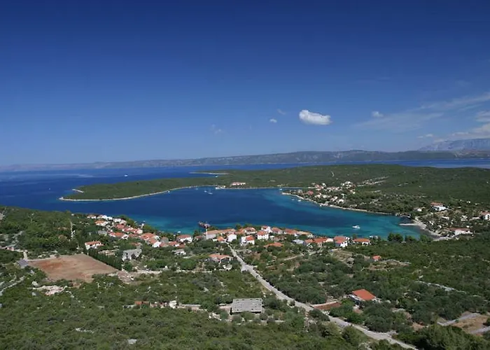 Indira Ii לוביסטה