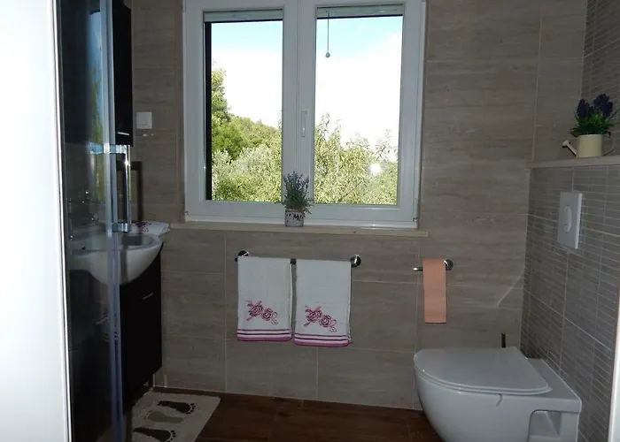 Indira Ii דירה לוביסטה