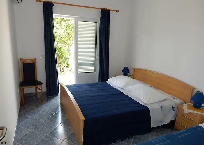 דירה Indira Ii *