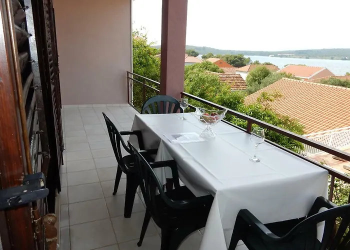 Indira Ii דירה לוביסטה